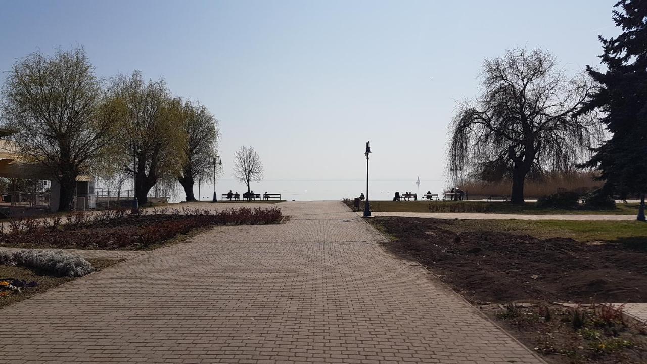 Club Panorama Residence Alsóörs Екстериор снимка